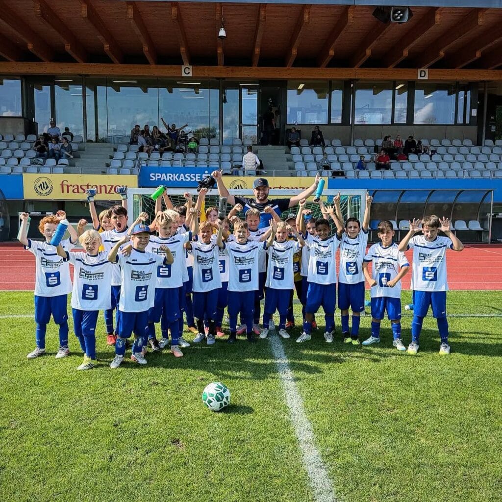 U10